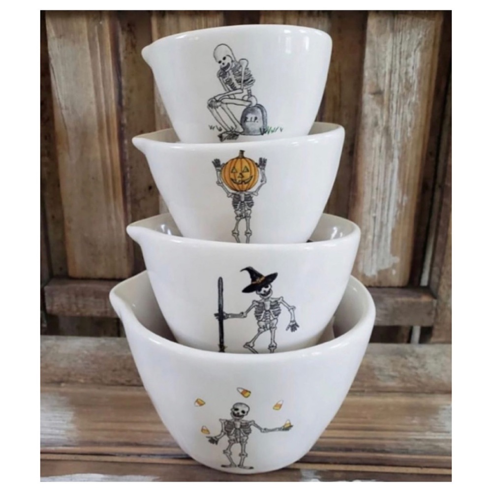 NEW Rae Dunn Dancing Skeleton Measuring Cups